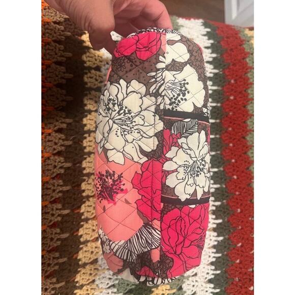 Vera Bradley 3 pc Quilted Cosmetic case Bundle - Picture 6 of 13